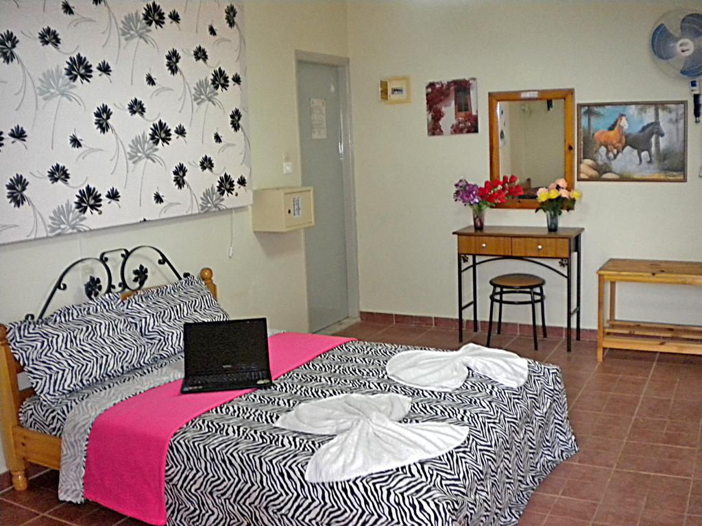 קרפס Chios Rooms Myview מראה חיצוני תמונה