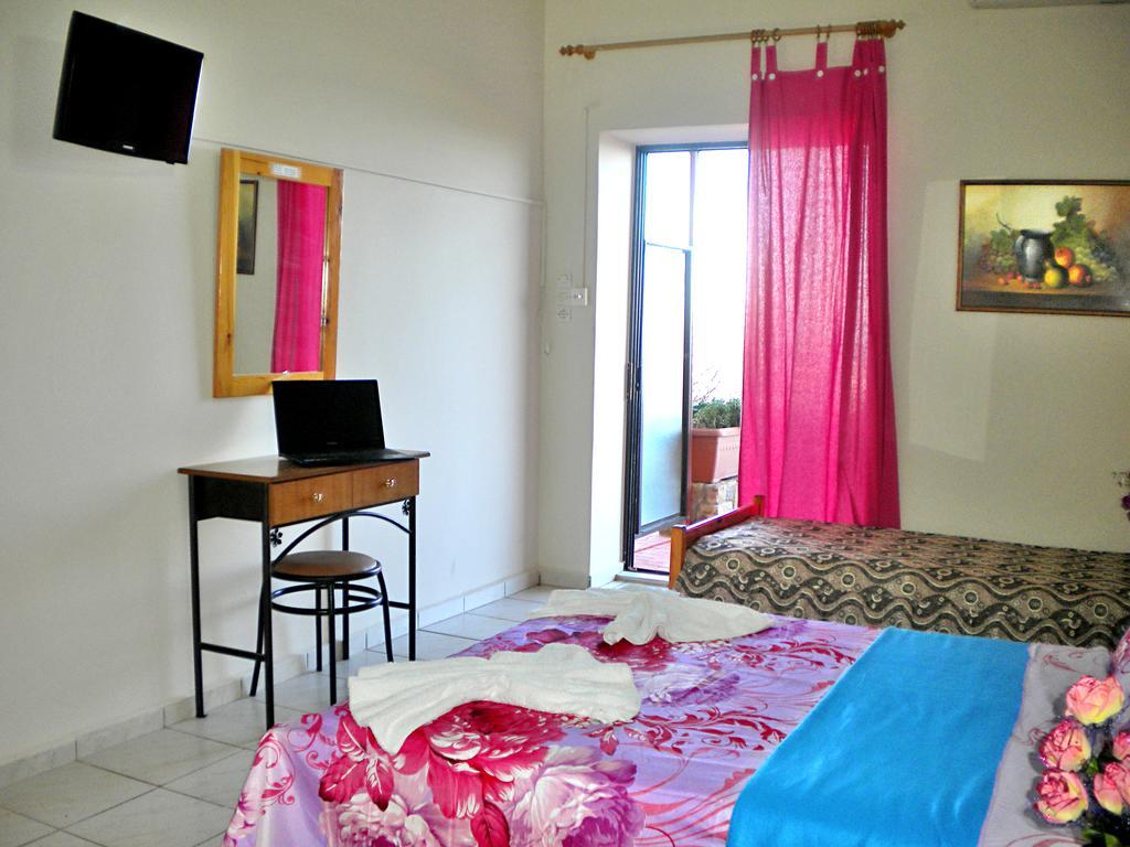 קרפס Chios Rooms Myview מראה חיצוני תמונה